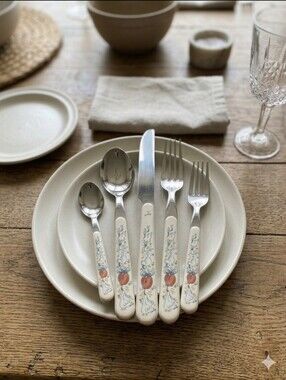 Vintage International China Marmalade Geese Flatware Set - Service for 4
